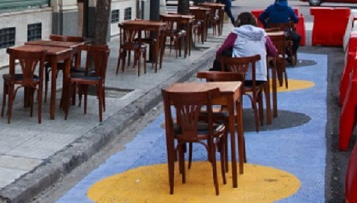 bares en la calle 2