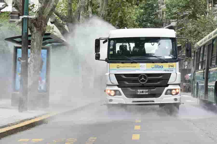 Cliba Lavado y desinfección de calles en CABA (1)