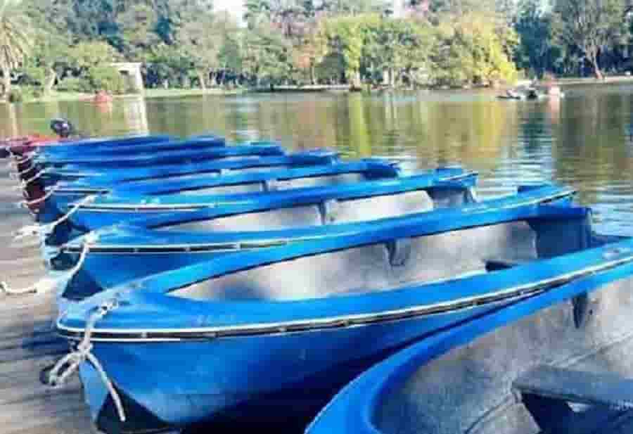 alquiler-de-bote-lago1 (1)