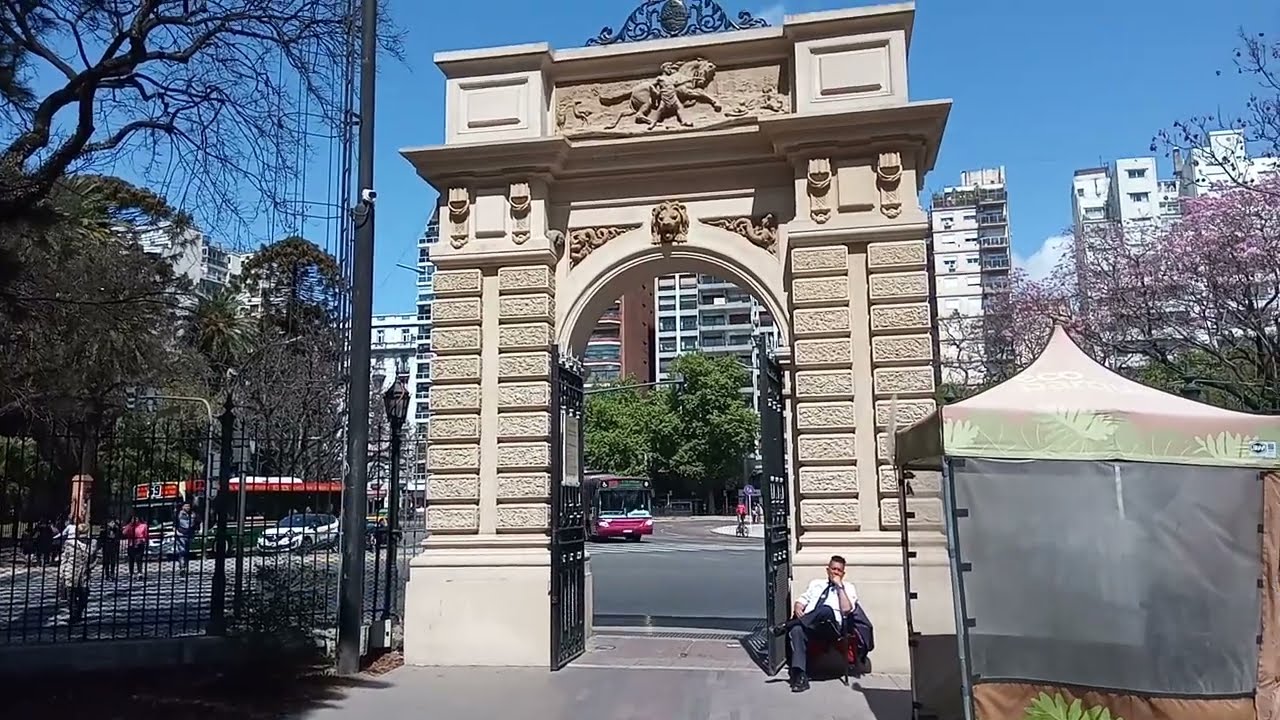 Miniatura del vídeo: El Arco de Tito de Buenos Aires.