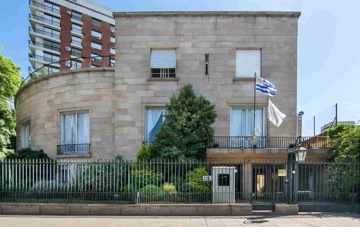 La residencia de Uruguay en Palermo Chico un emblema de la arquitectura racionalista