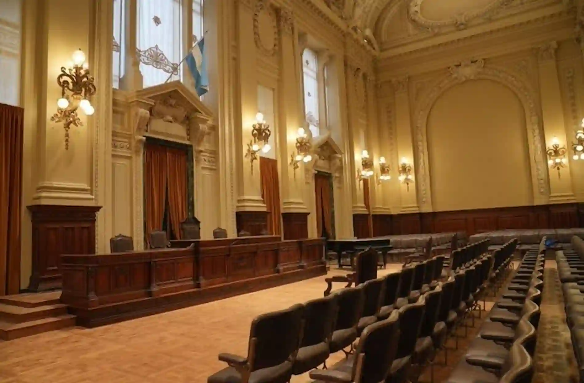 El Aula Magna del Colegio Nacional de Buenos Aires volvió a brillar