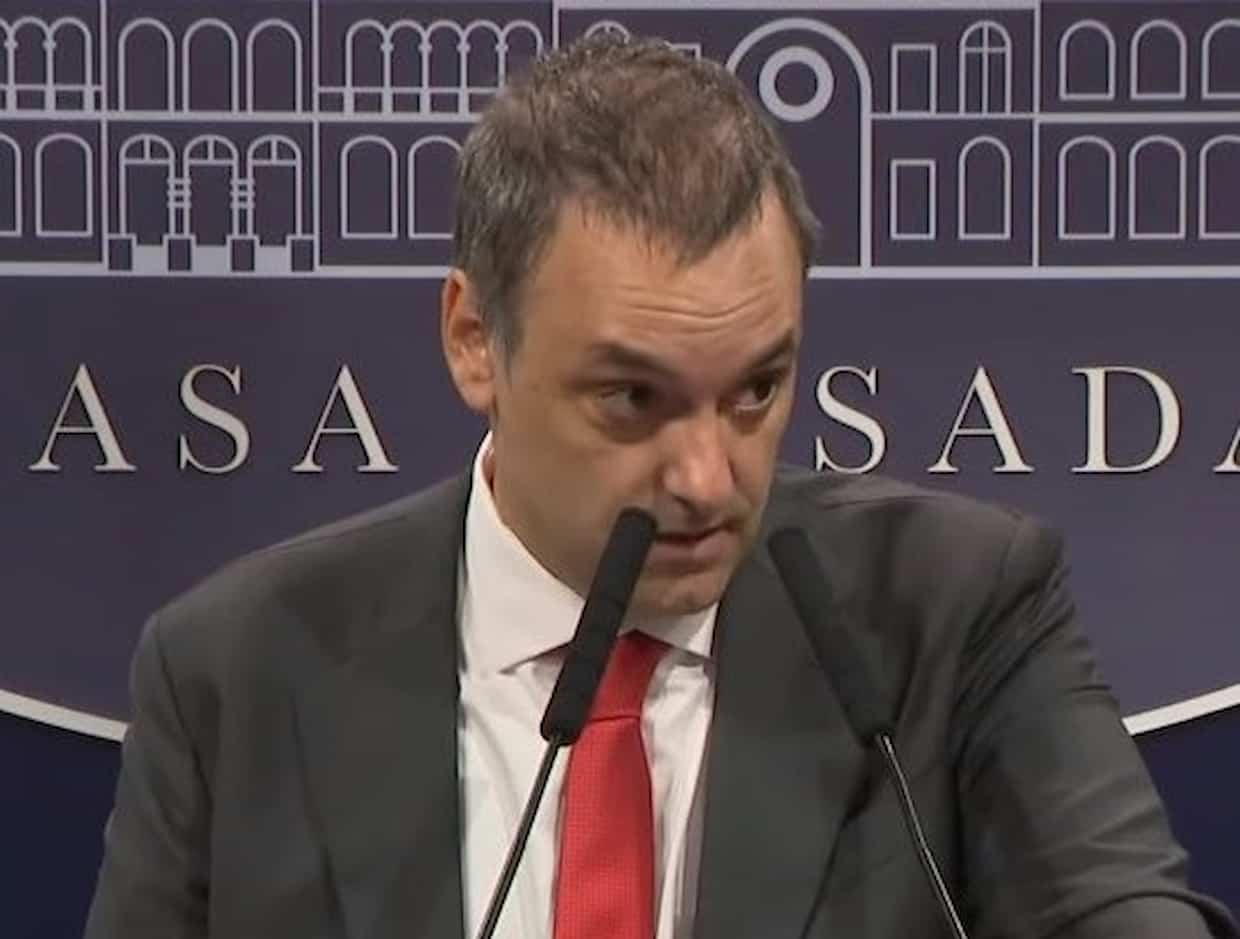 Manuel Adorni
