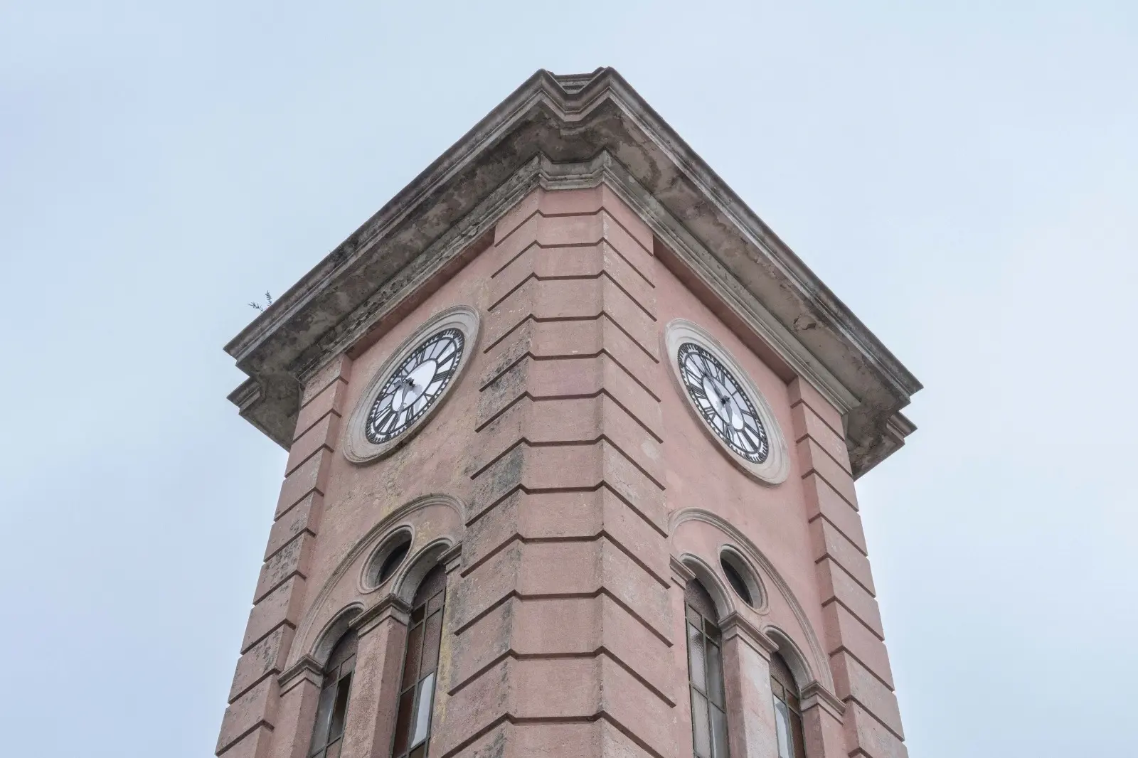 Reloj Mataderos 4