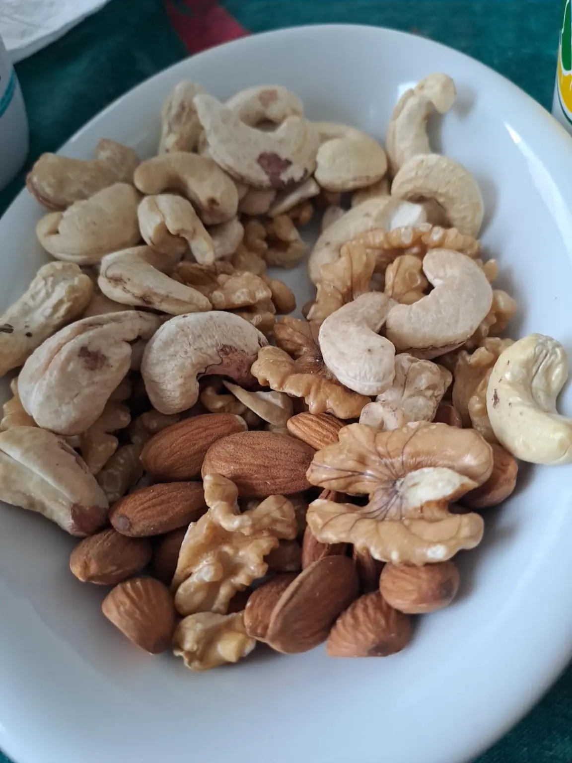# Desayunos con frutos secos cinco recetas fáciles para arrancar el día con energía