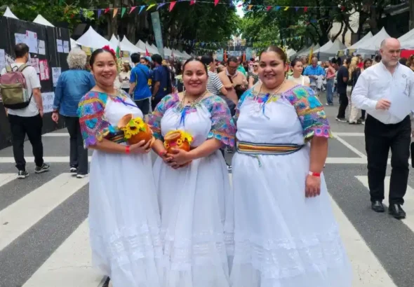 # BA Celebra Colectividades la Avenida de