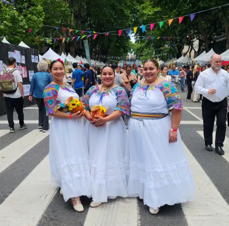 # BA Celebra Colectividades la Avenida de