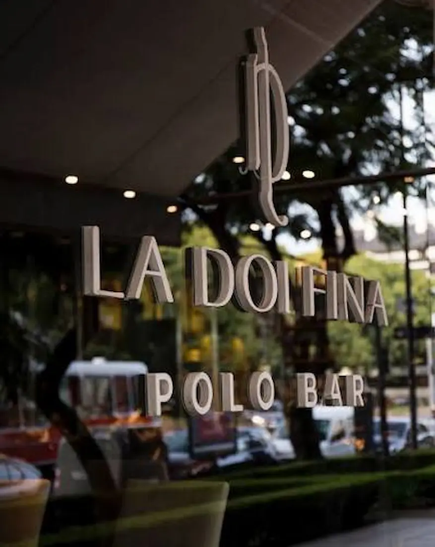 Dolfina Polo Café