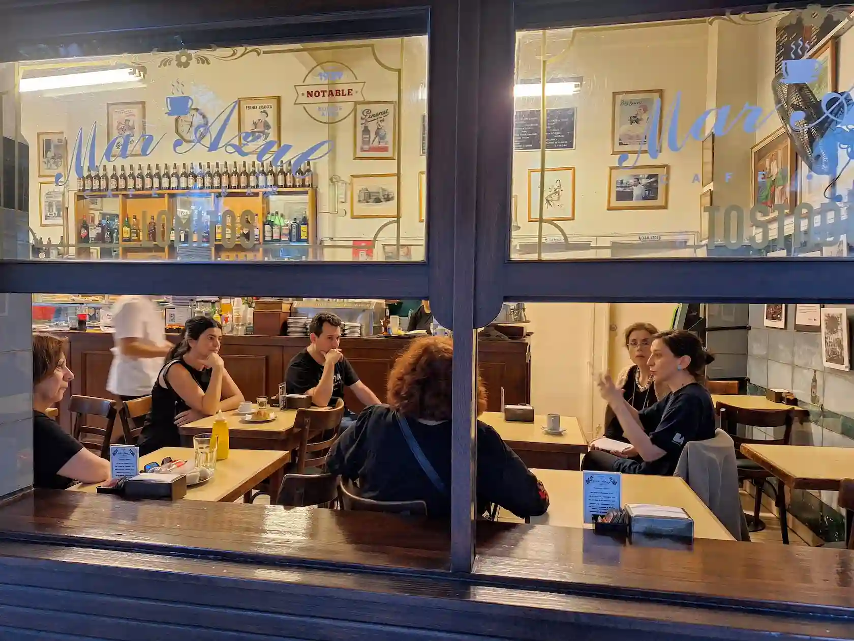 Charla Historias de Cafés