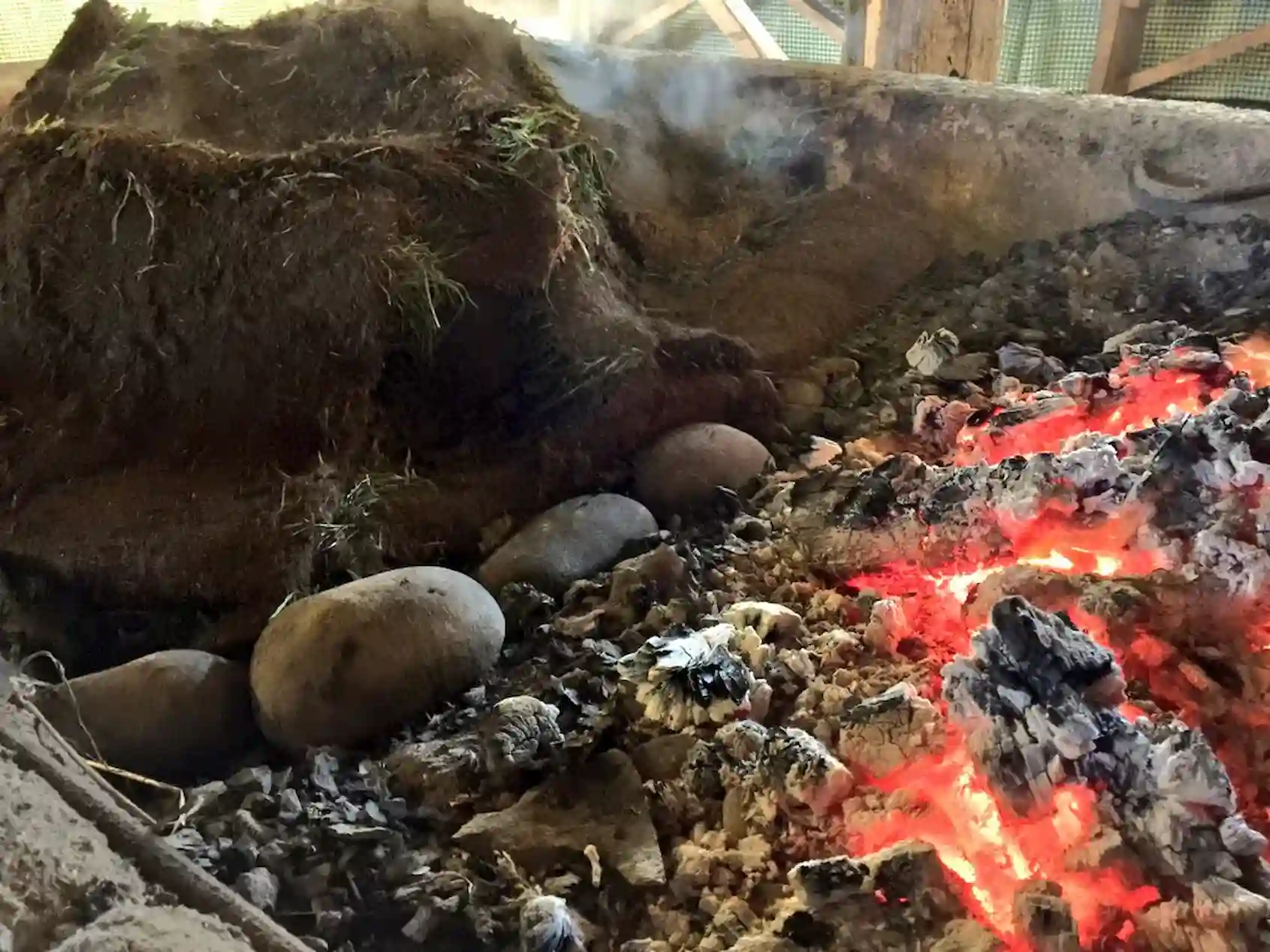 # Rapa Nui una isla, sus gigantes y una comida para compartir